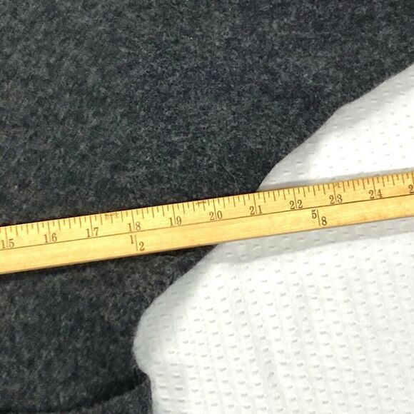 Cynthia Rowley 100% Cashmere Sweater Womens Medium Soft Gray 1/2 Sleeve Pockets - Picture 10 of 13